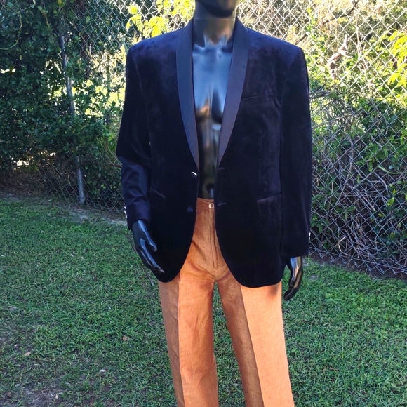 VITARELLI MEN'S PURE VELVET (2) BUTTON LUXURY TUXEDO BLAZER (ITALY) - Picture 9 of 17